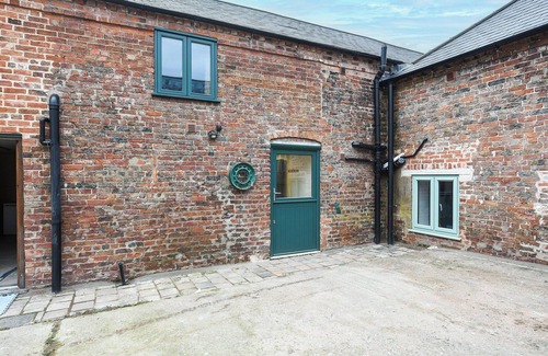 Whitchurch Cottage | 3 bedroom accommodation in Macefen, near Whitchurch
