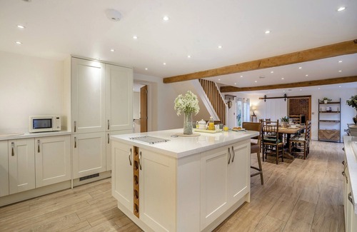 Whitchurch Cottage | 3 bedroom accommodation in Whitchurch