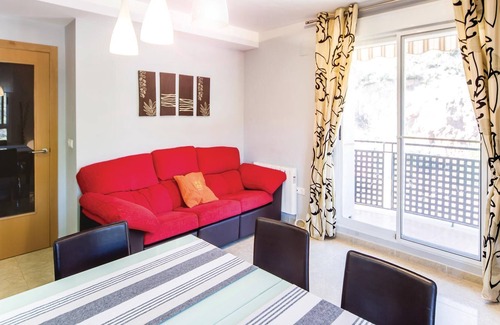 Montanejos Apartment | 3 bedroom accommodation in Montanejos