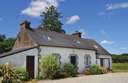 Poullaouen House | 3 bedroom accommodation in Poullaouen