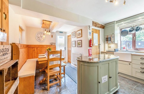 Newenden Cottage | 3 bedroom accommodation in Northiam, near Rye