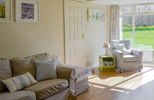 Crawcrook Cottage | 3 bedroom accommodation in Ponteland, near Newcastle