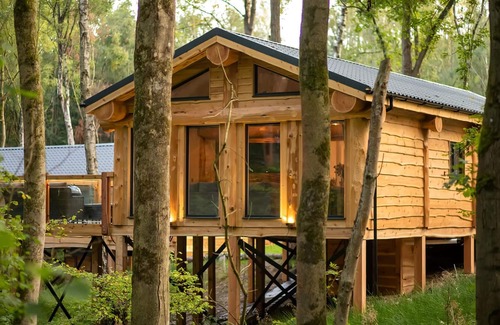 Overton-on-dee Ski Chalet | 3 bedroom accommodation in Ellesmere