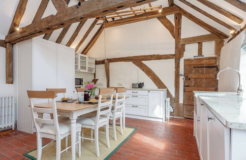 Lingfield Cottage | 3 bedroom accommodation in Lingfield