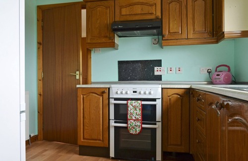 Daliburgh Cottage | 3 bedroom accommodation in Daliburgh, South Uist