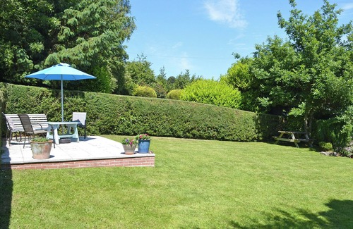 Beaumaris Cottage | 3 bedroom accommodation in Llangoed, near Beaumaris