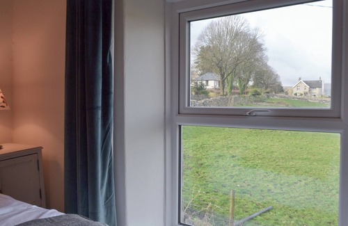 Peak District Cottage | 3 bedroom accommodation in Bradwell