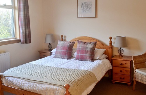 Clachtoll Cottage | 3 bedroom accommodation in Achmelvich, near Lochinver