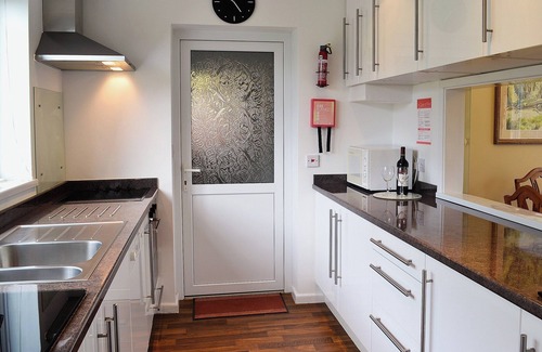 Crewkerne Cottage | 3 bedroom accommodation in Misterton, near Crewkerne