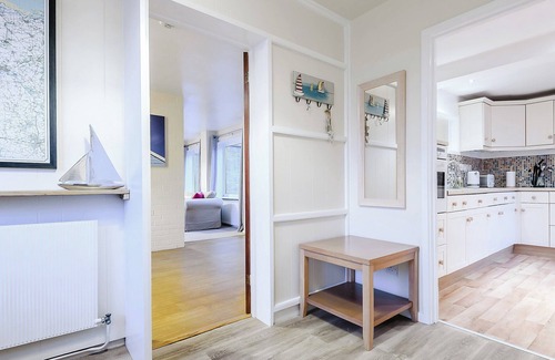 Deepdale Cottage | 3 bedroom accommodation in Brancaster Staithe, near Wells-next-the-Sea