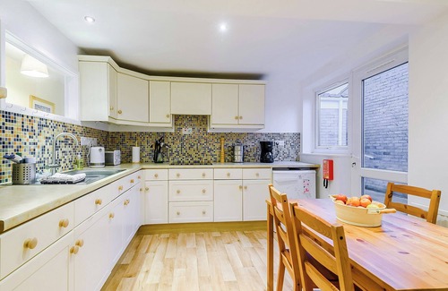 Deepdale Cottage | 3 bedroom accommodation in Brancaster Staithe, near Wells-next-the-Sea