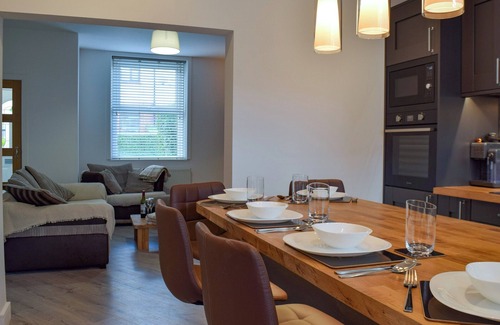 Dobcross Cottage | 3 bedroom accommodation in Greenfield, near Saddleworth