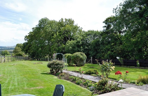 Dumfries Cottage | 3 bedroom accommodation in Mabie, near Dumfries