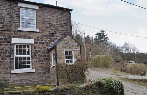 Hayfield Cottage | 3 bedroom accommodation in Hayfield, near Glossop
