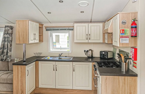 Gwespyr House | 3 bedroom accommodation in Gwespyr, Nr Prestatyn, Denbighshire