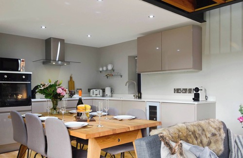 Llanddeusant Cottage | 3 bedroom accommodation in Llanddeusant, near Llangadog