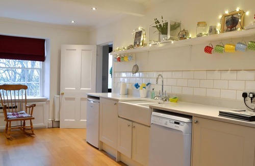 Saint Cyrus Cottage | 3 bedroom accommodation in St Cyrus, near Montrose