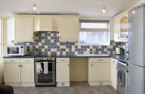 Anderby Creek Cottage | 3 bedroom accommodation in Anderby Creek, near Skegness