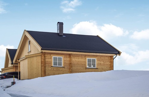 Kongsberg House | 3 bedroom accommodation in Kongsberg