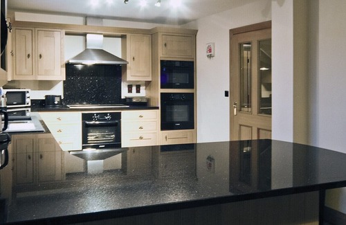 Acrefair Cottage | 3 bedroom accommodation in Pentre, near Llangollen