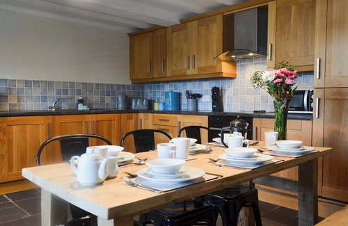Holyhead Cottage | 3 bedroom accommodation in Llanynghenedl, near Holyhead