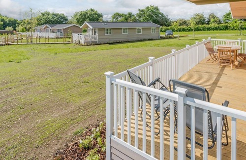 Hundall Cottage | 3 bedroom accommodation in Mercia Marina, Willington