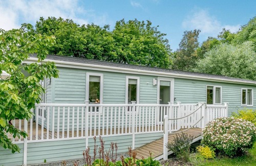 Hundall Cottage | 3 bedroom accommodation in Mercia Marina, Willington