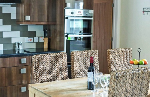 Llanfihangel-Ystrad Cottage | 3 bedroom accommodation in Dihewyd, near Aberaeron