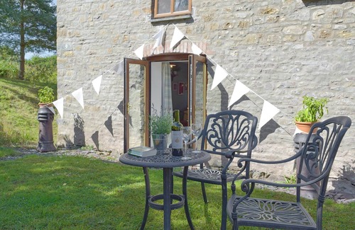 Llanybri Cottage | 3 bedroom accommodation in Llanybri, near Carmarthen