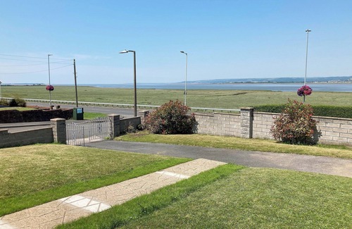 Llanrhidian Higher Cottage | 3 bedroom accommodation in Penclawdd, near Swansea
