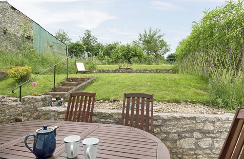 High Littleton Cottage | 3 bedroom accommodation in High Littleton, near Bath