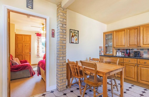 Buxton Cottage | 3 bedroom accommodation in Peak Dale, near Buxton