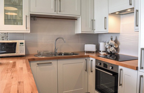Deganwy Cottage | 3 bedroom accommodation in Deganwy, near Llandudno