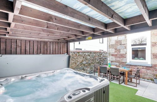 Girvan Cottage | 3 bedroom accommodation in Girvan
