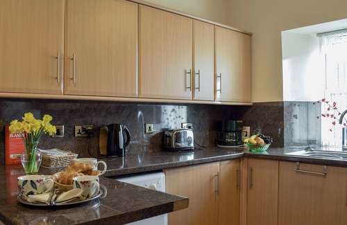 Kelty Cottage | 3 bedroom accommodation in Kelty, near Dunfermline