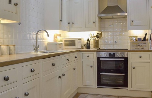 Ryther Cottage | 3 bedroom accommodation in Copmanthorpe, near York