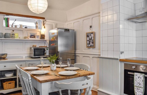 West Cliff Cottage | 3 bedroom accommodation in Whitby