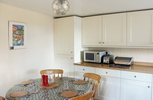 Sandsend Cottage | 3 bedroom accommodation in Sandsend, Whitby