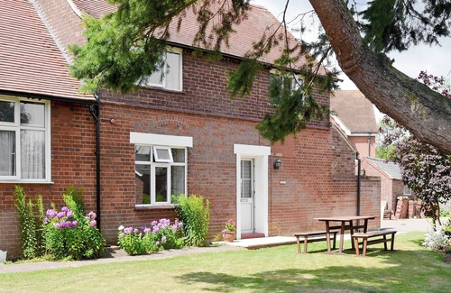 Broom Cottage | 3 bedroom accommodation in Broom, near Biggleswade