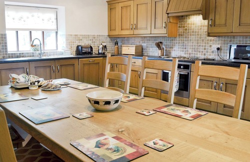 Dinas Cottage | 3 bedroom accommodation in Bontnewydd, near Caernarfon