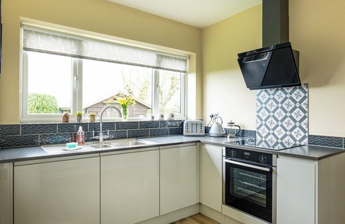 Long Riston Cottage | 3 bedroom accommodation in Long Riston, near Beverley