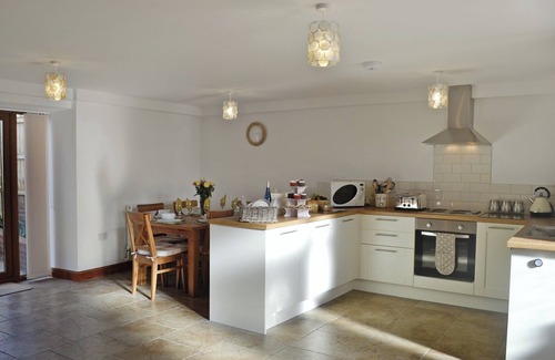 Cilybebyll Cottage | 3 bedroom accommodation in Rhos, near Pontardawe