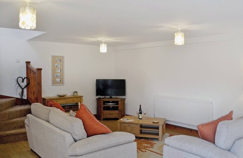 Cilybebyll Cottage | 3 bedroom accommodation in Rhos, near Pontardawe