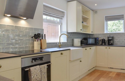 New Forest District Cottage | 3 bedroom accommodation in Woodgreen, Fordingbridge
