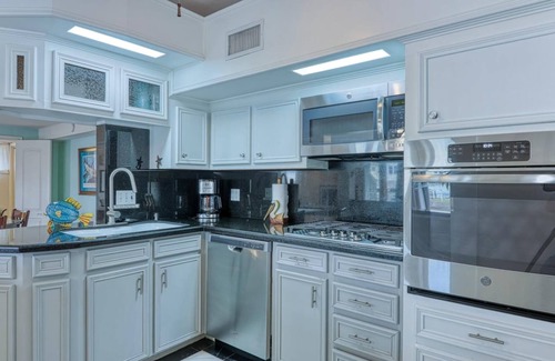 Palm Harbor House | 3 bedroom accommodation in Rockport