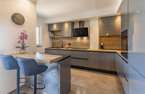 Sajini Apartment | 3 bedroom amazing apartment in Barban