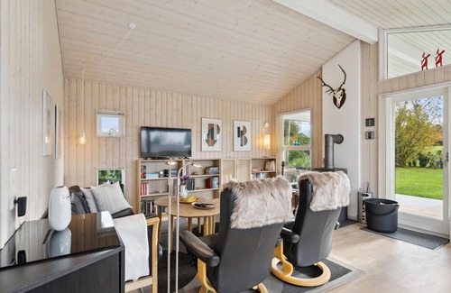 Kongsnæs House | 3 bedroom amazing home in Stubbekøbing