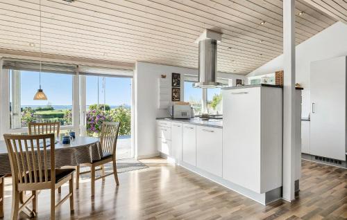 Middelfart House | 3 Bedroom Amazing Home In Brenderup Fyn