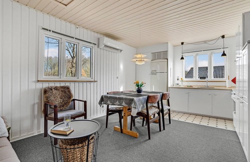 Give House | 3 bedroom amazing home in Give