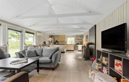 Skibby House | 3 Bedroom Amazing Home In Skibby